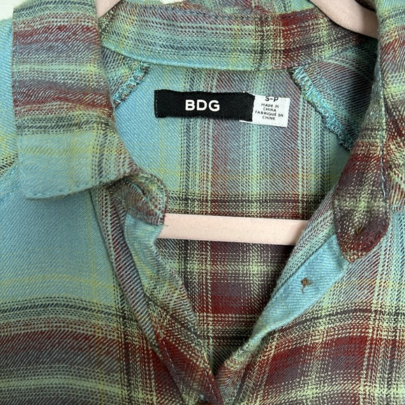 BDG Small Shacket - Picture 2 of 8